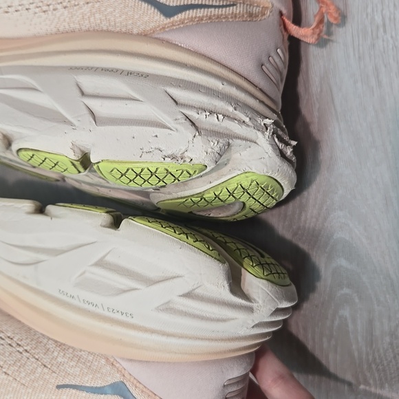 Hoka Women's Bondi 8 Athletic Running Shoes Sneakers Sz 10B - Picture 9 of 15